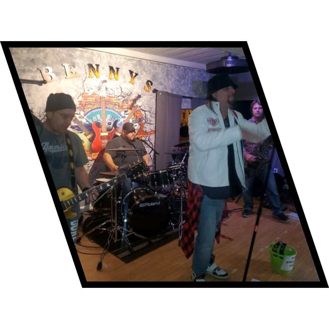 Benny's Bar & Grill in Batesville, IN (2)