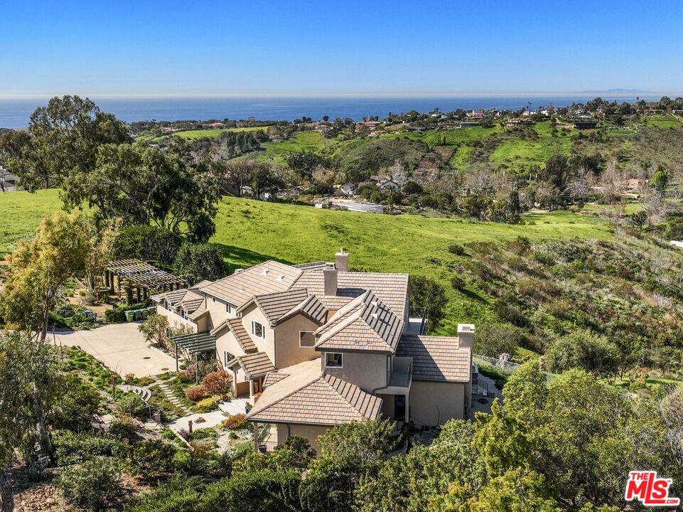 Lee LaPlante Global Luxury Estates, LLC | Malibu Real Estate Agent in Malibu, CA (4)