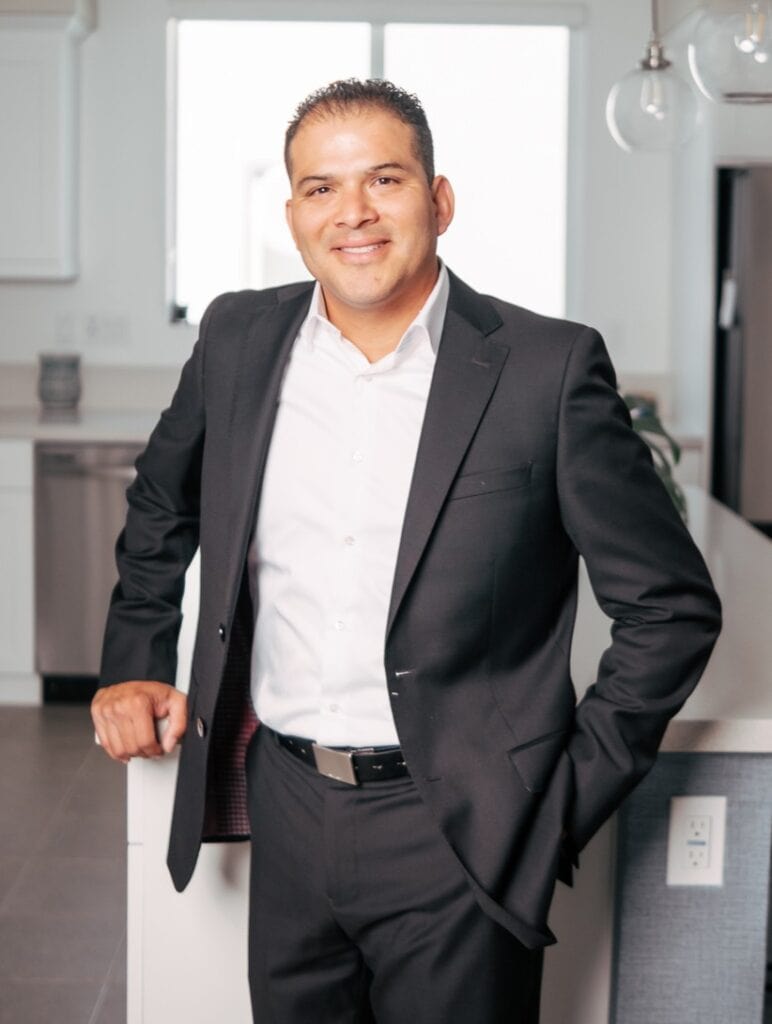 Johan Cisneros, Realtor - Pacific Properties Realty Group in El Segundo, CA (3)