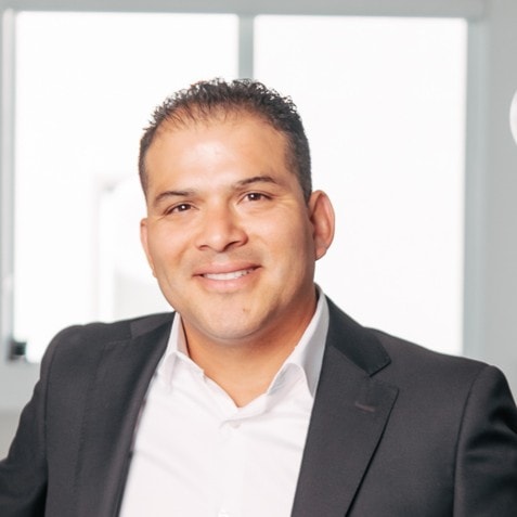 Johan Cisneros, Realtor - Pacific Properties Realty Group in El Segundo, CA (4)