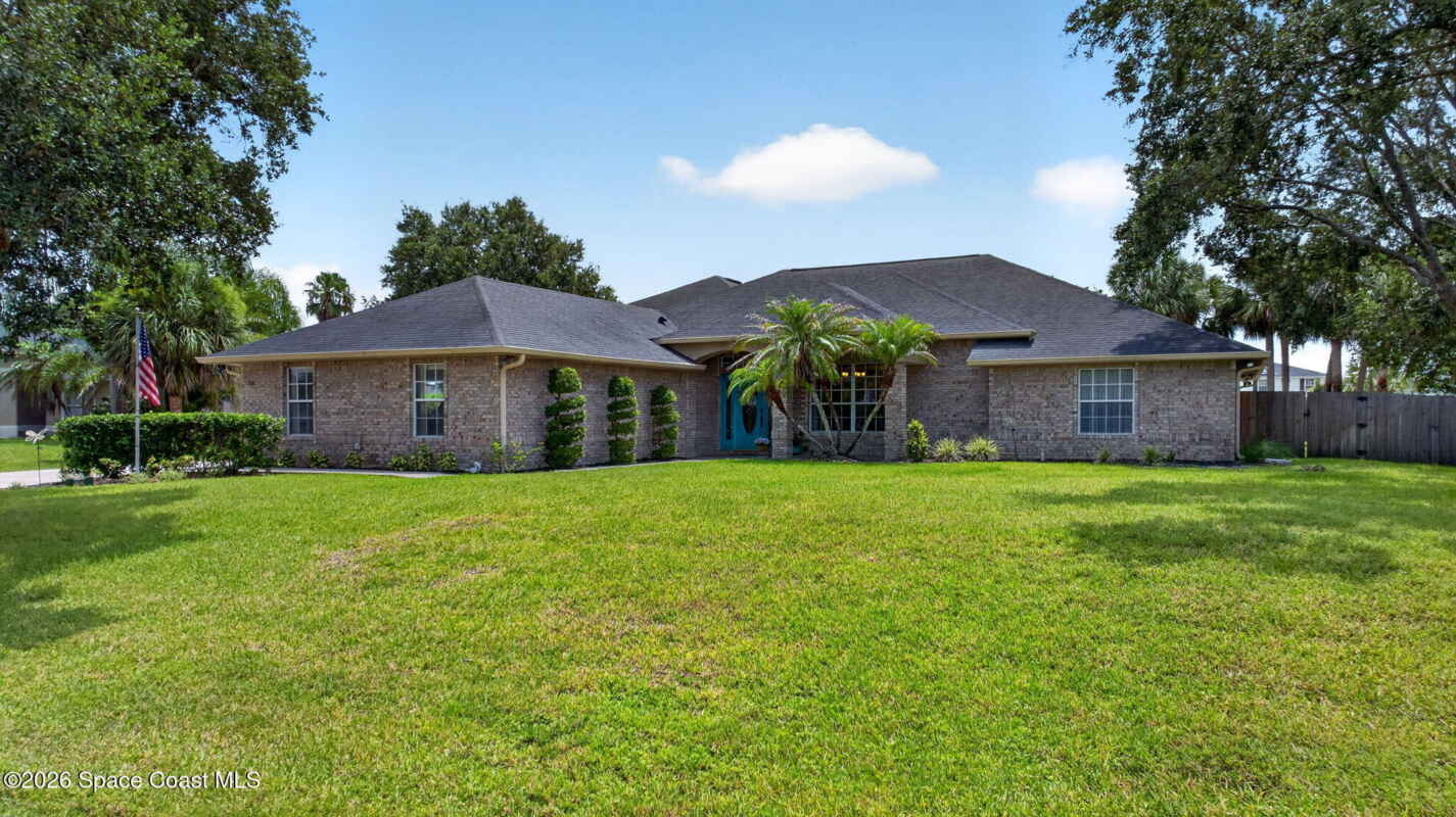 MaryAnne Goodine, REALTOR in Indialantic, FL (3)