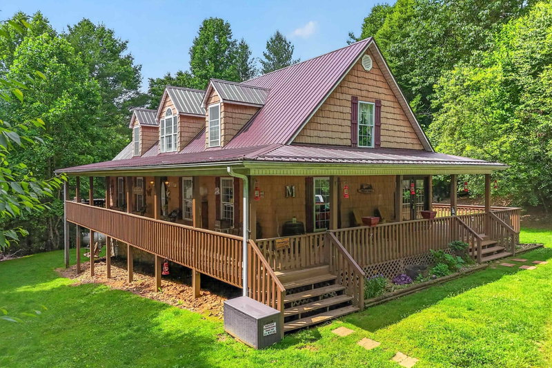 Mabry & Cox REALTORS in Dublin, VA