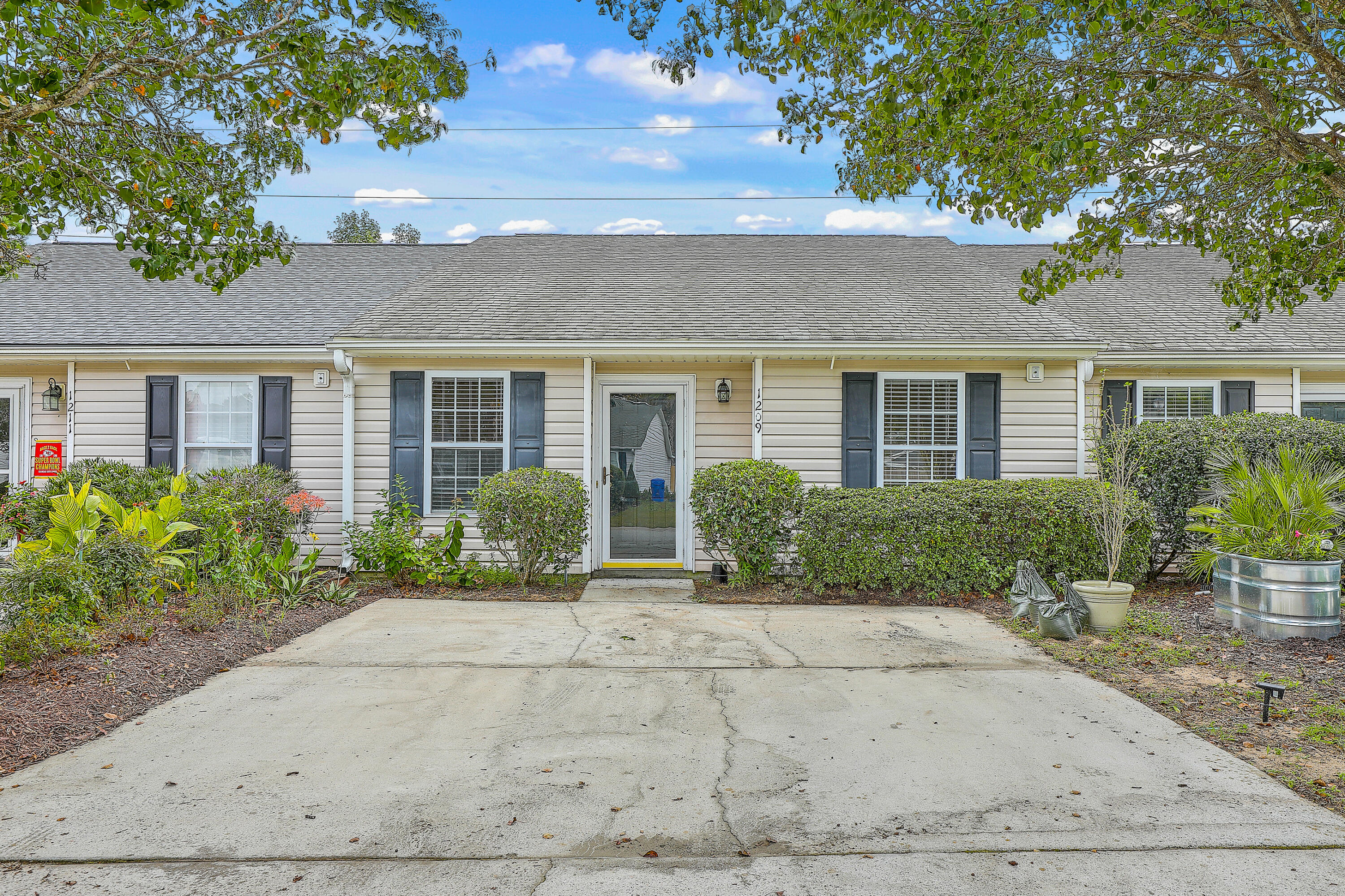 The Suzy Kopp Team, REALTOR in Isle of Palms, SC (5)