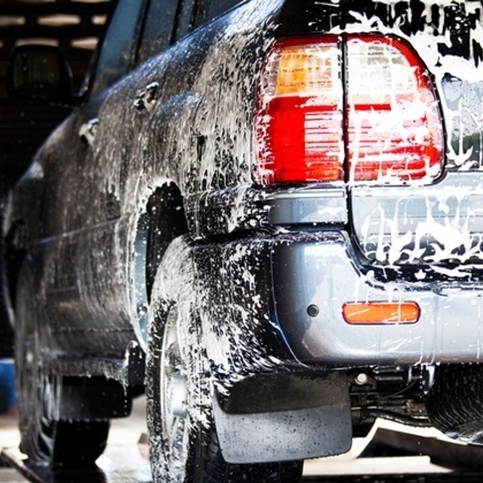 Basha’s Magical Touch Quick Lube& Car Wash in Clinton Township, MI (3)