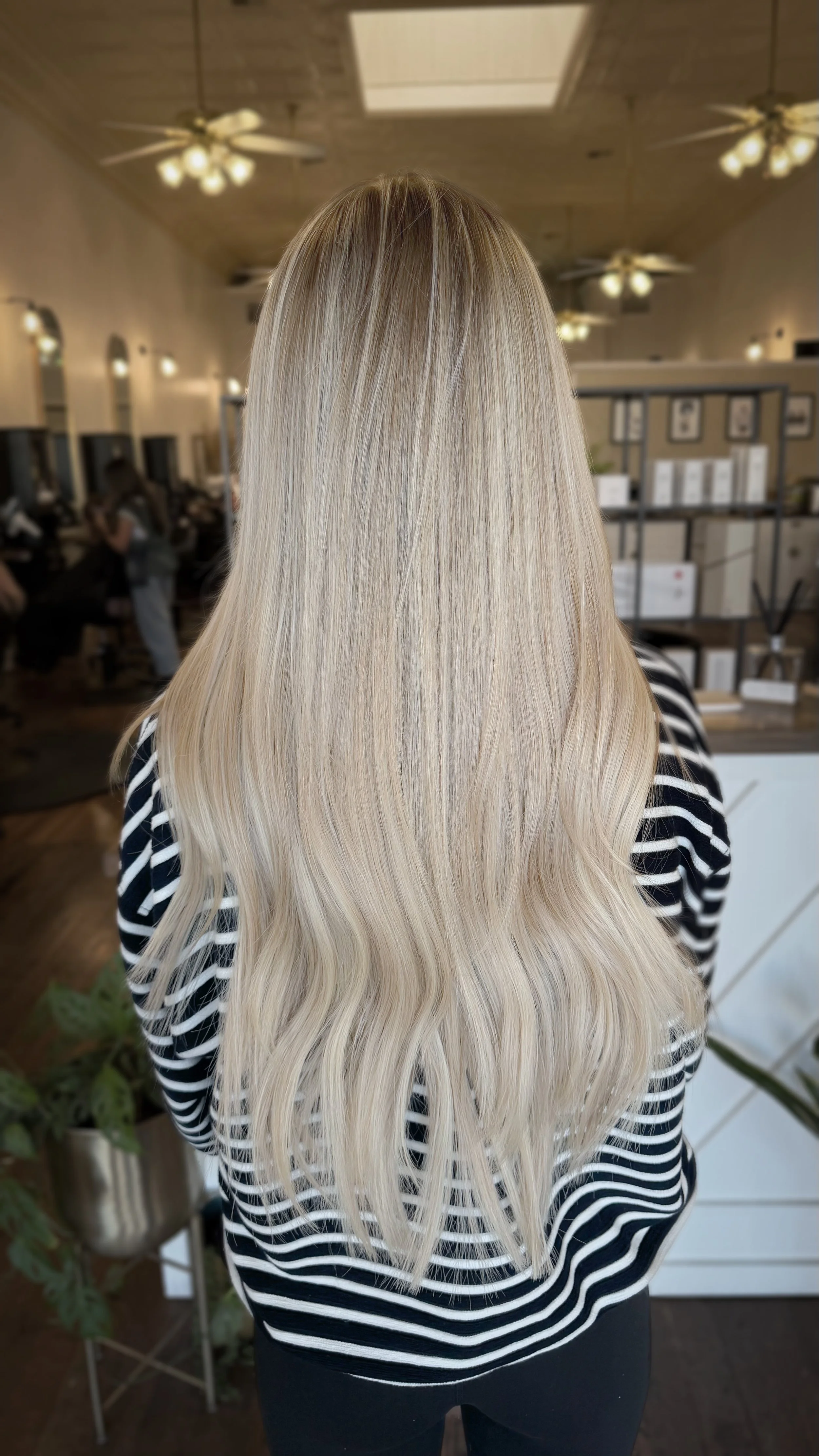 Paris Komie Hair Alchemy in Exeter, CA (3)