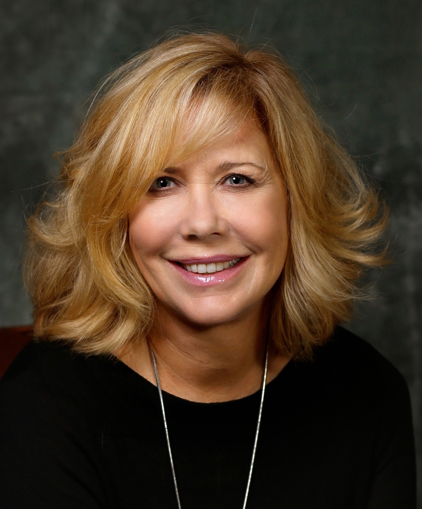 Margo Laustsen - Realtor - DRE: 02052204 in Truckee, CA