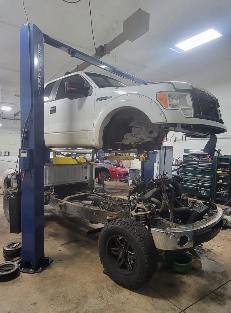Painless Autoworks in Commerce Township, MI (5)