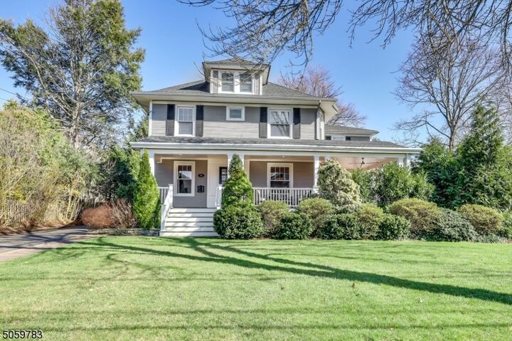 GHADA - Bergen County Top Realtor. Ya Gotta Get GHADA! Coldwell Banker Realty. in Ridgewood, NJ (3)