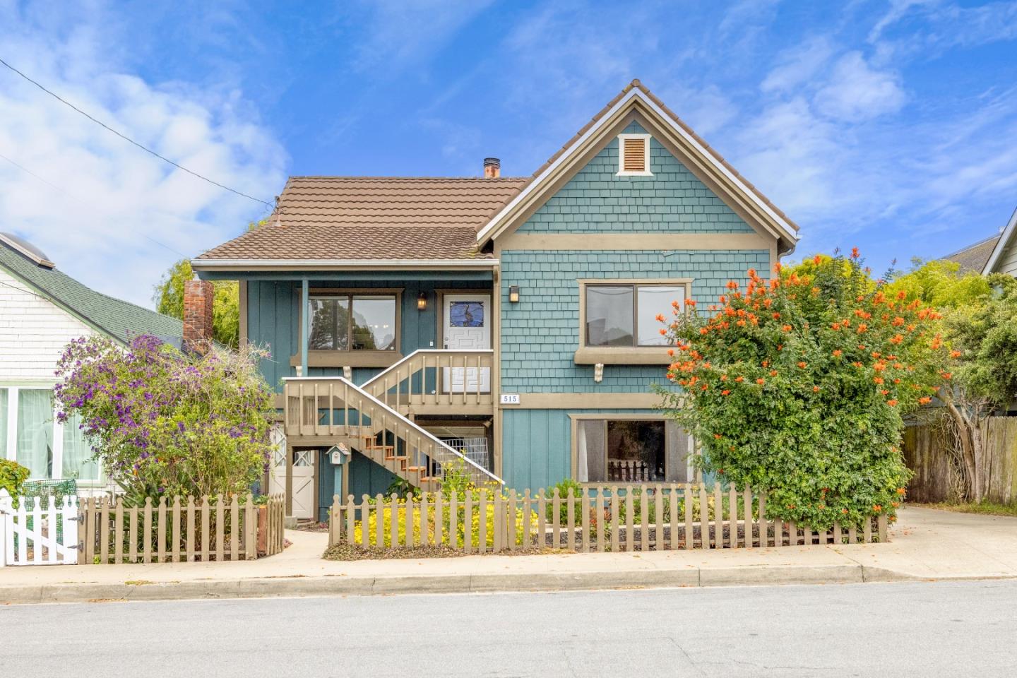 Lucie Campos, Realtor in Pacific Grove, CA (4)