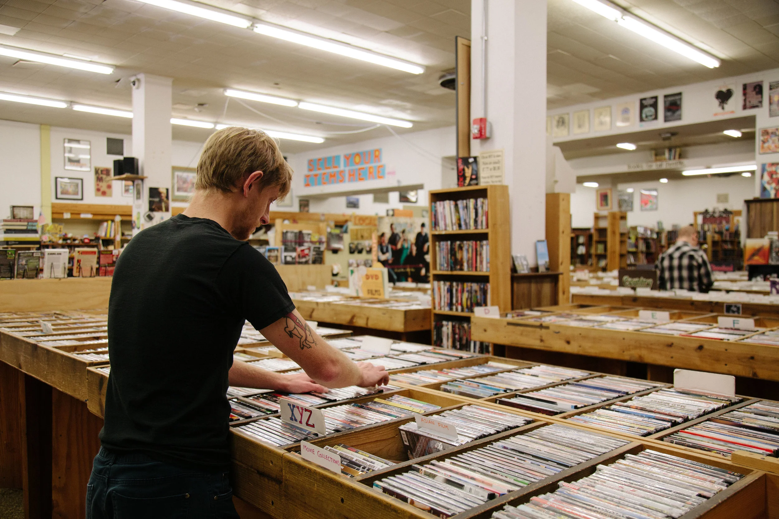 Recycled Books Records CDs in Denton, TX (4)