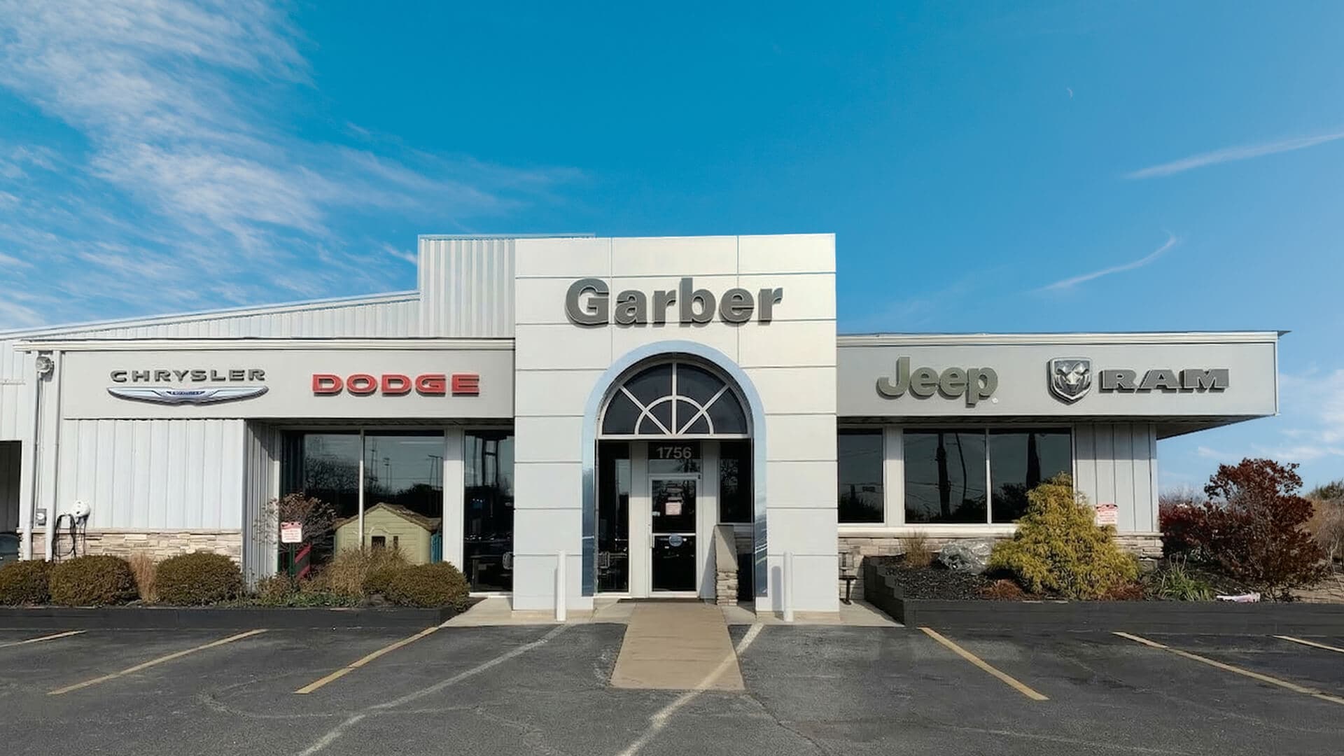Garber Chrysler Dodge Jeep RAM Valparaiso in Valparaiso, IN (3)