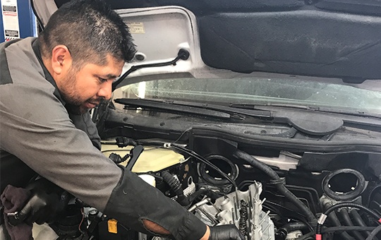A V Smog Center and Auto Repair in Palmdale, CA (2)