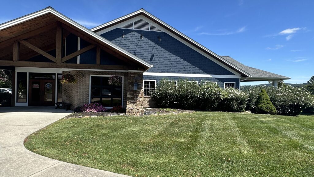 Morton Realty & Auction Co in Independence, VA (5)
