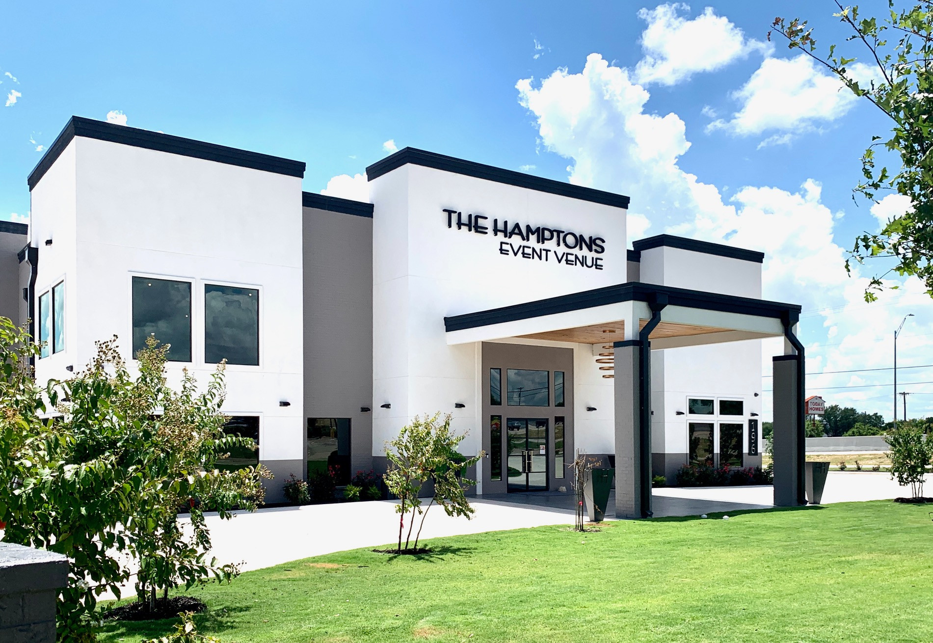 The Hamptons Event Venue in Red Oak, TX