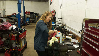 Lee's Automotive in Twinsburg, OH