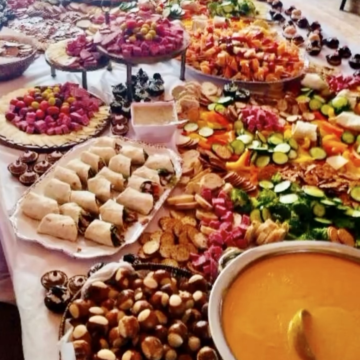 Ball'N Biscuit Catering in Milwaukee, WI