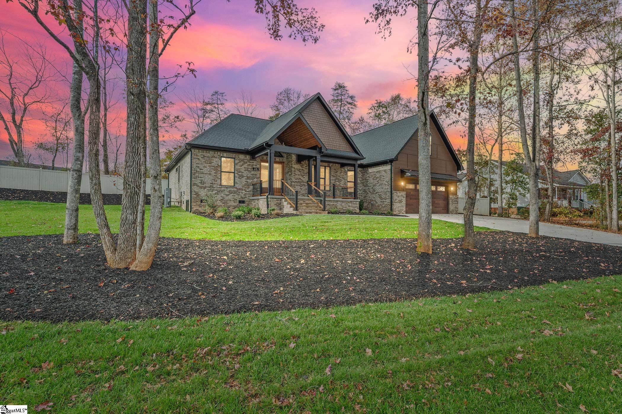 Carolina Moves Real Estate in Greenville, SC (4)