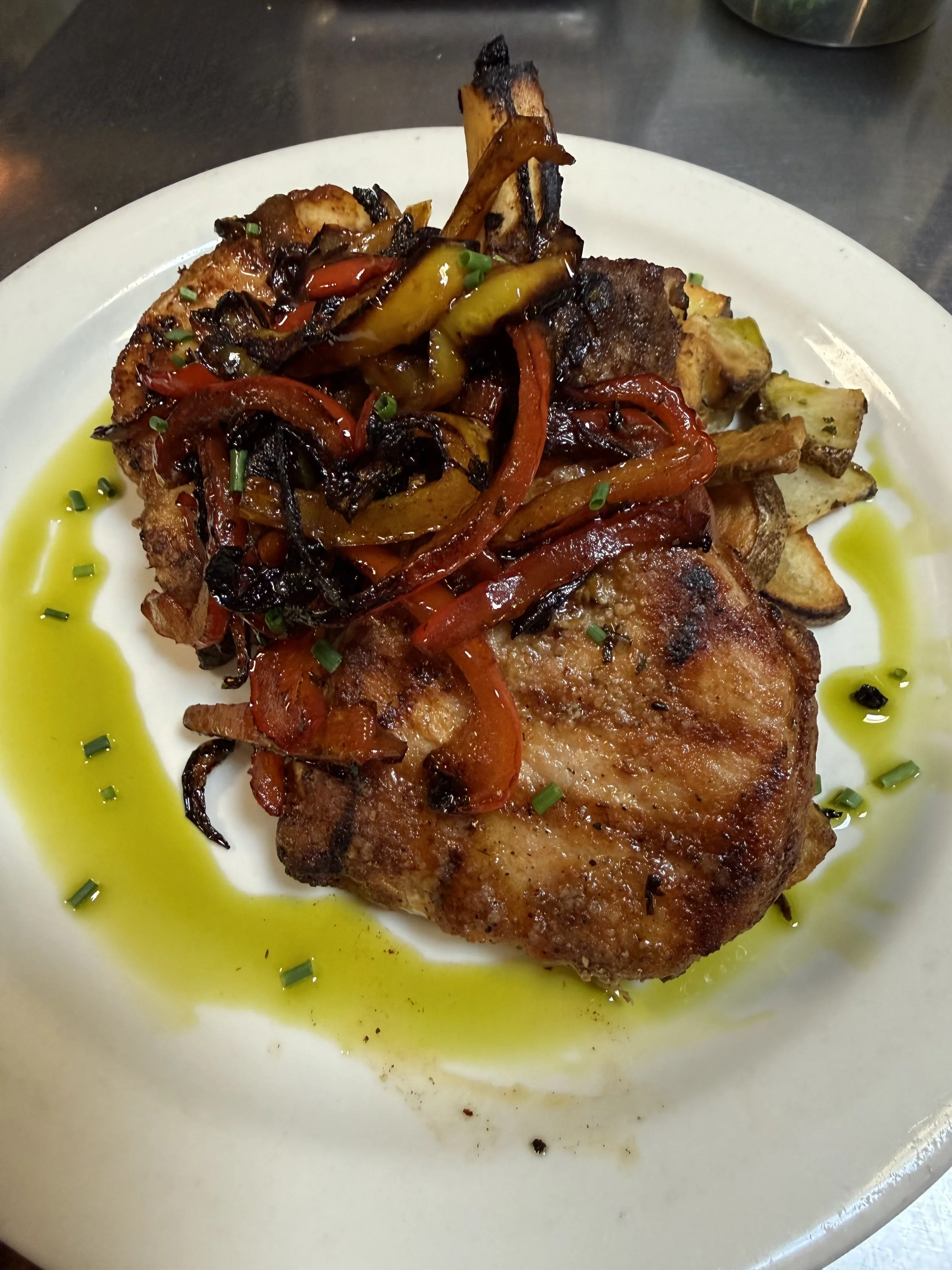 Off The Hook Restaurant and Bar in Highlands, NJ (4)