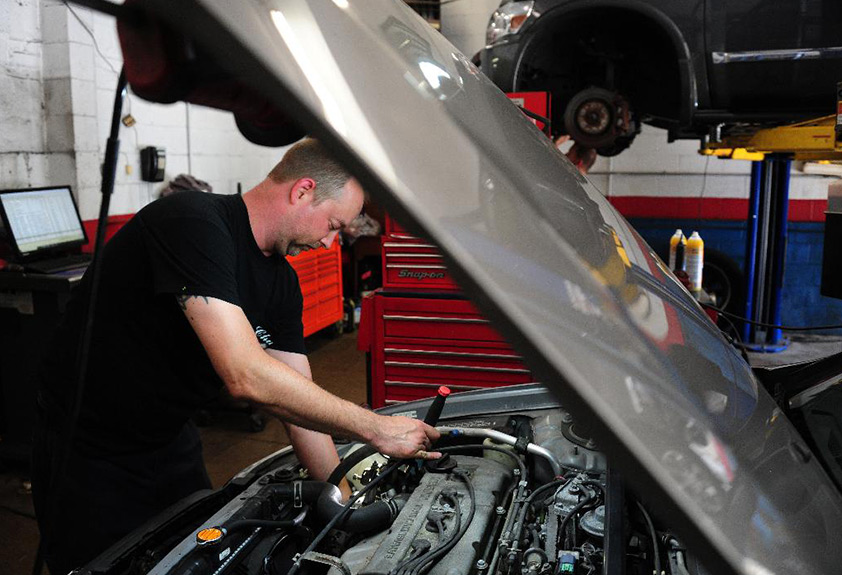 Chuck's Complete Auto Service in Pittsburgh, PA (4)