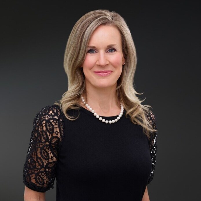 Laura Smith, Coldwell Banker Real Estate Group in Egg Harbor, WI (5)
