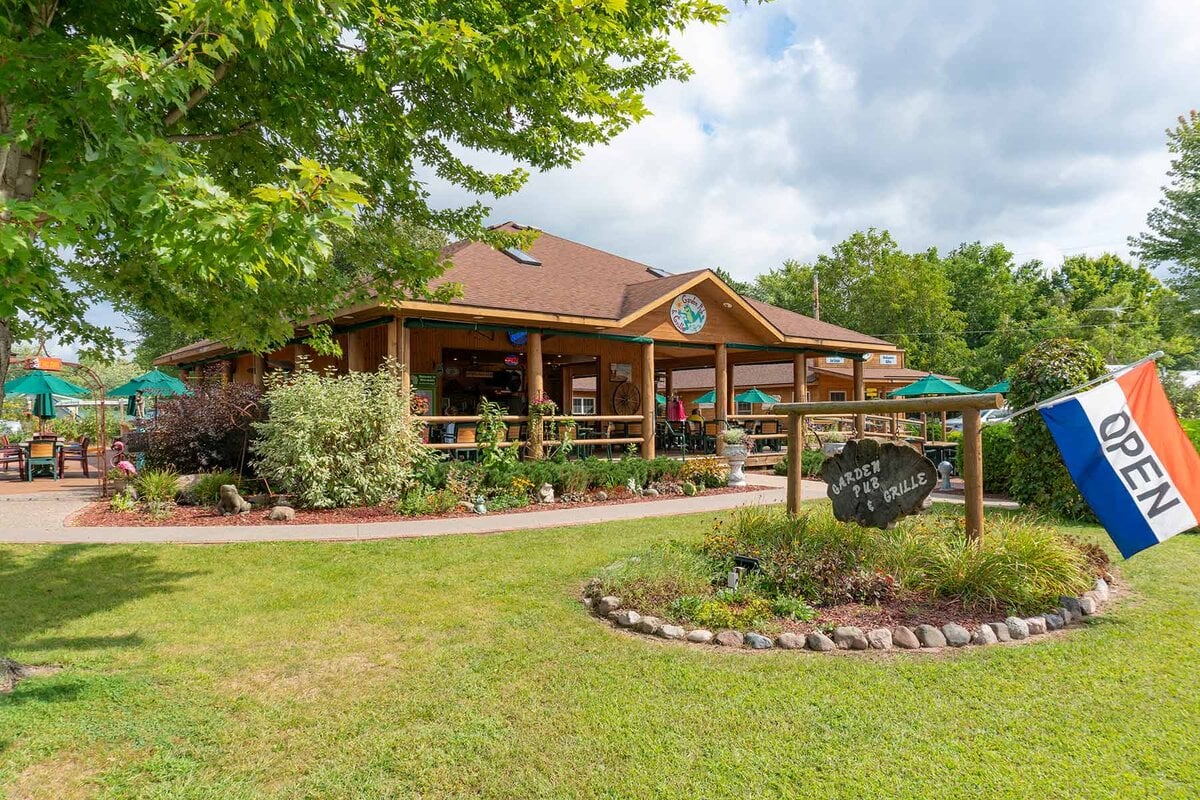 Garden Pub & Grille in Pepin, WI (4)