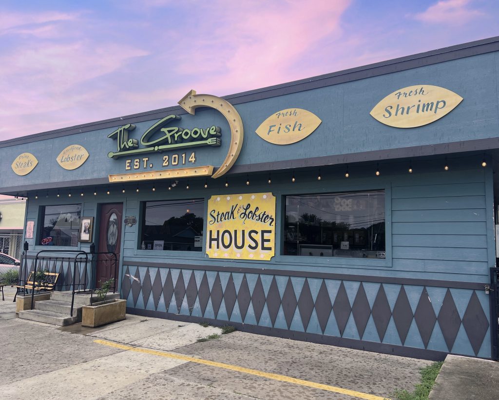 The Groove Steak & Lobster House in Rockport, TX (4)