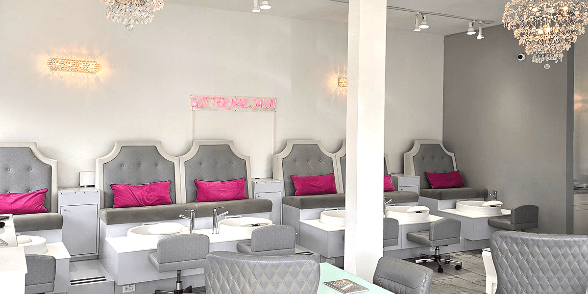 Glitter Nail Salon in Oak Park, IL (6)
