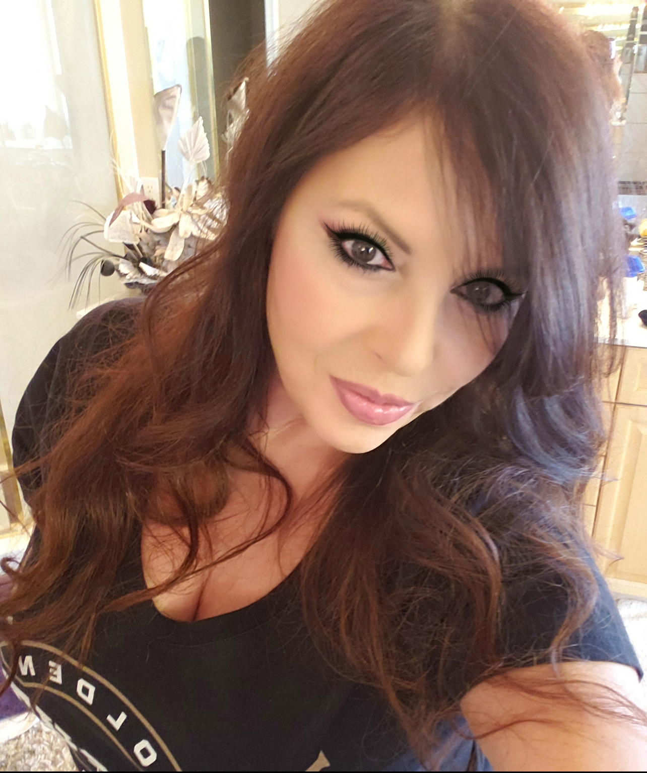 Nikki's hair salons in Arlington Heights, IL