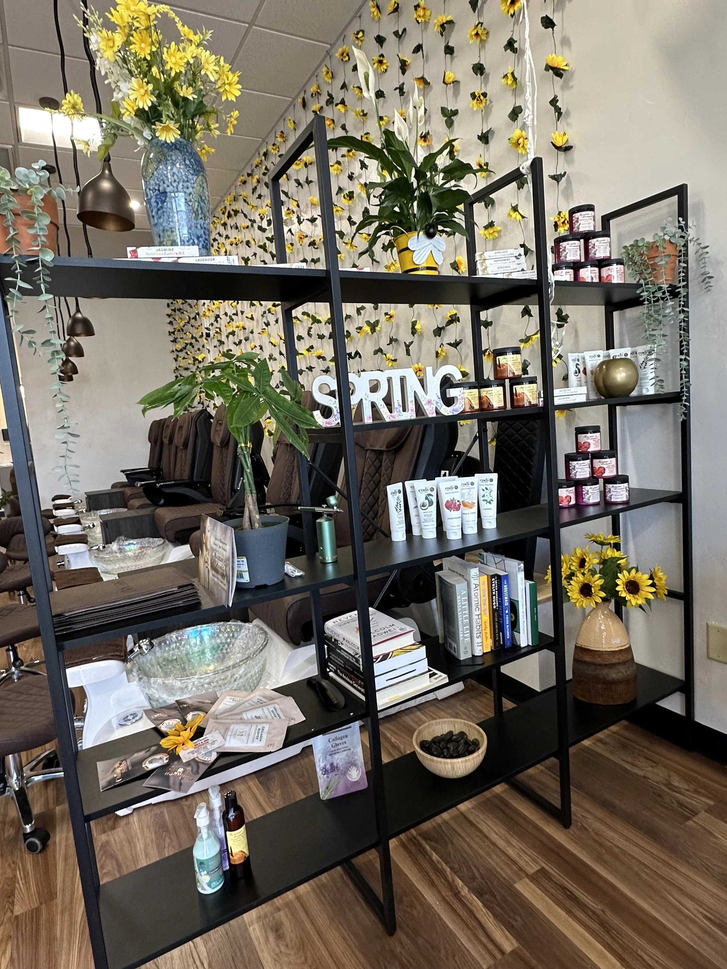 Sunflower Nails & Spa in De Pere, WI (2)