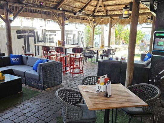 Stormrunners Tavern in Gulfport, FL (3)