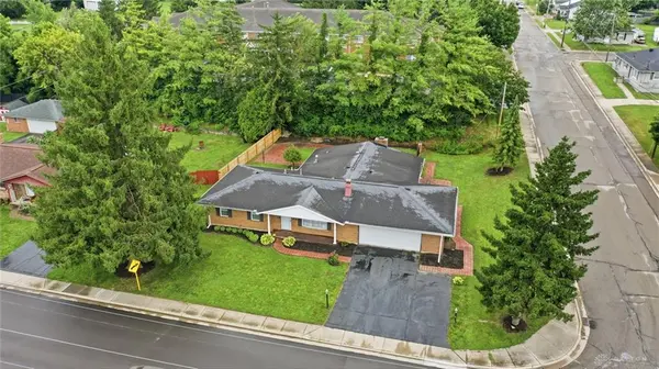 Jamie Gabbard Group - Glasshouse Realty in Waynesville, OH (6)