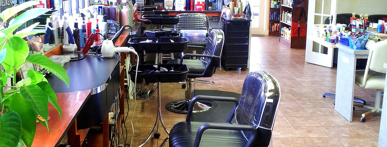 Lookin' Good Family Salon in Salado, TX