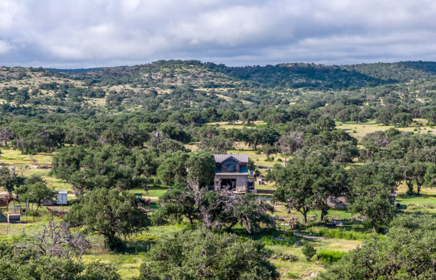 KERBOW LAND COMPANY in Rocksprings, TX (3)
