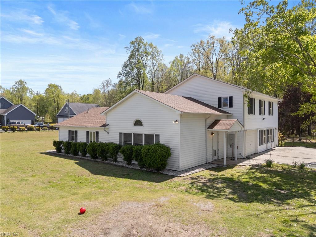 Jasmine Young Real Estate in Chesapeake, VA (5)