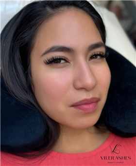 VILEILASHES BEAUTY STUDIO in Schiller Park, IL (2)