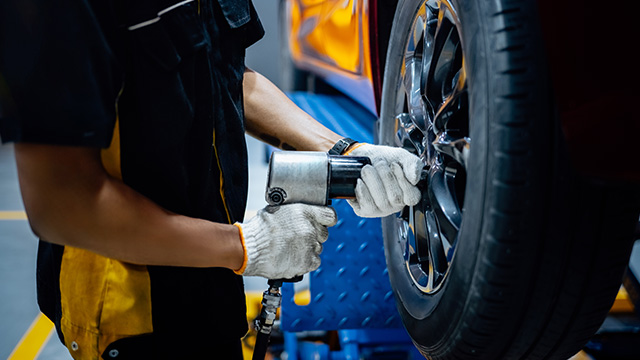 Russo's Auto Service in Oak Park, IL (5)