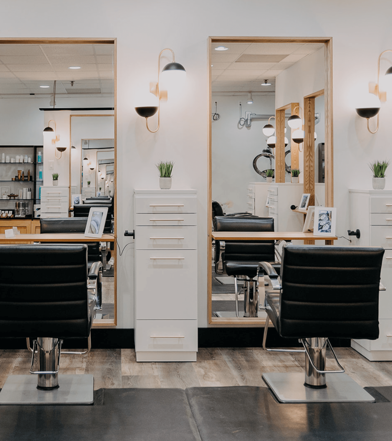 Tacari Salon in Plymouth, MI