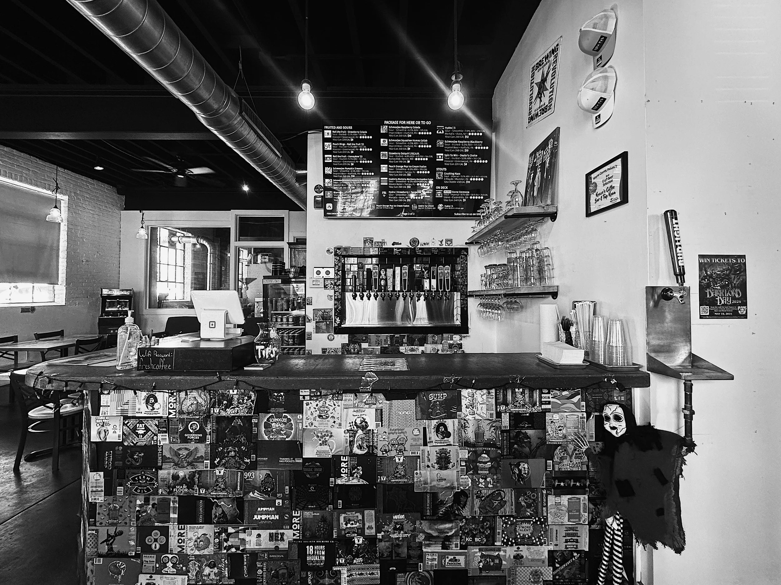 Roscoe's Coffee Bar and Tap Room in Richmond, IN