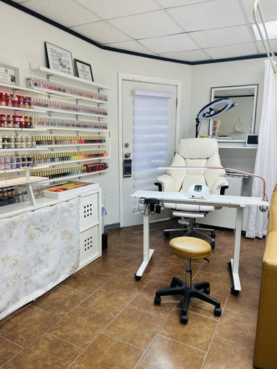 NAYL 101 by Fibi - Nail & Head Spa Private Studio in Webster TX in Houston, TX (2)