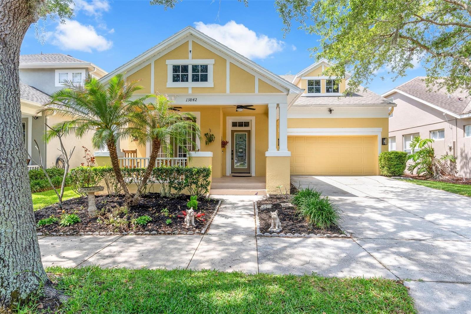 Kim Byerly & Erica Sadelfeld, REALTORS at The Real Estate Collection in Winter Garden, FL (2)