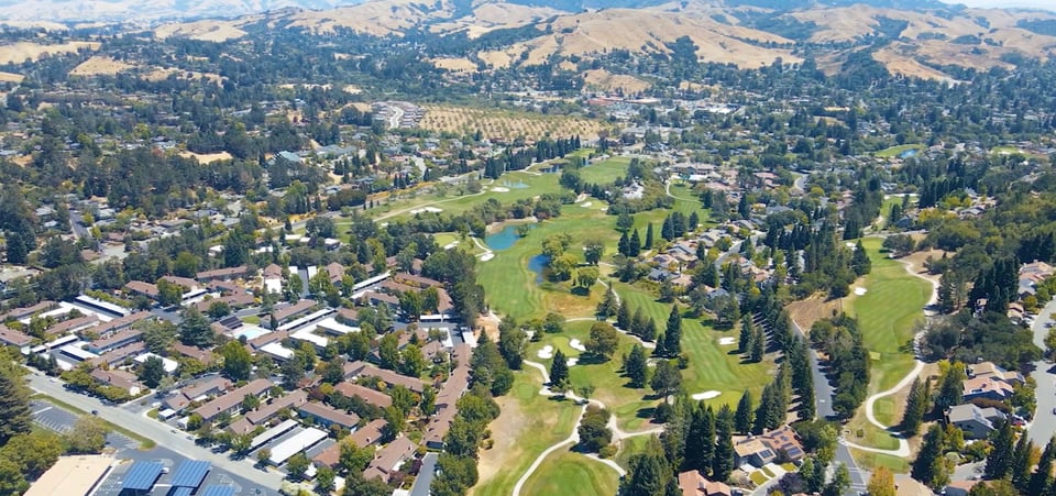 Molly Smith Realtor Village Associates in Orinda, CA (2)