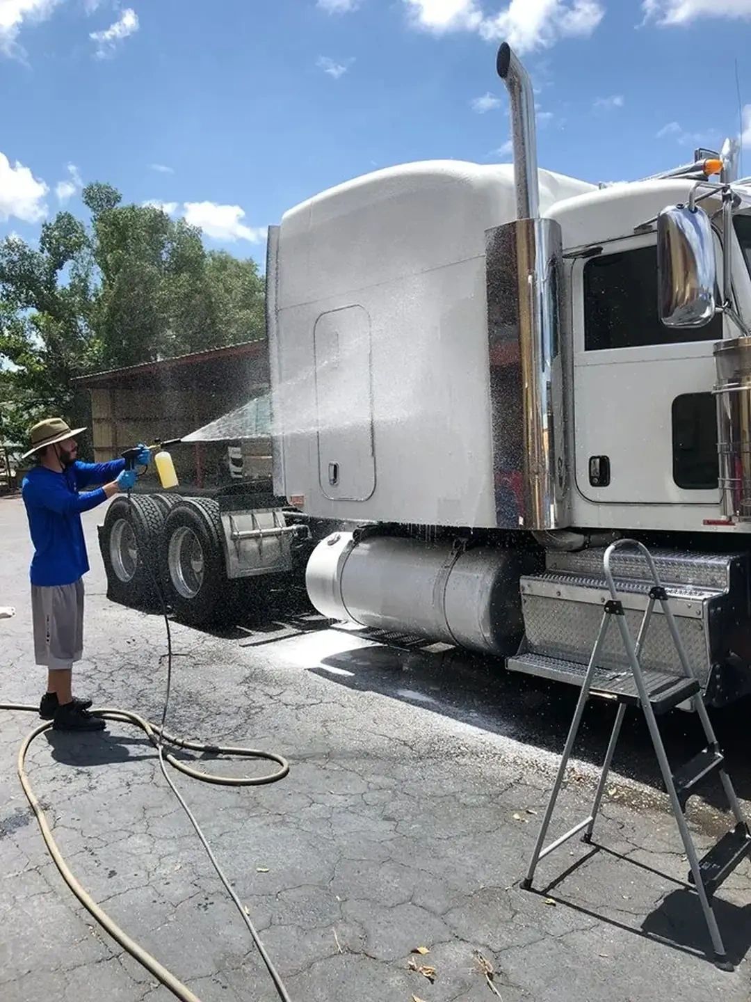 Clean Cars of Collier LLC in Naples, FL