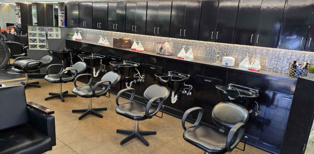 Brooks & Co Salon and Spa - Booth Rentals in Louisville, KY (3)