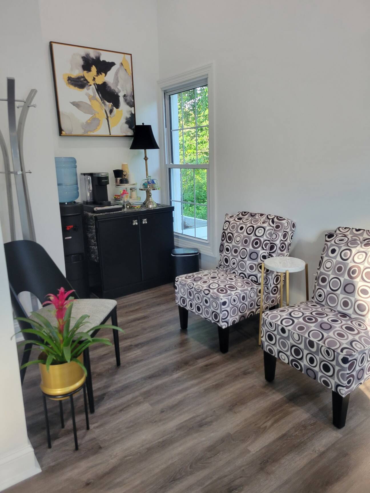 The Salon on Galena Square in Galena, OH