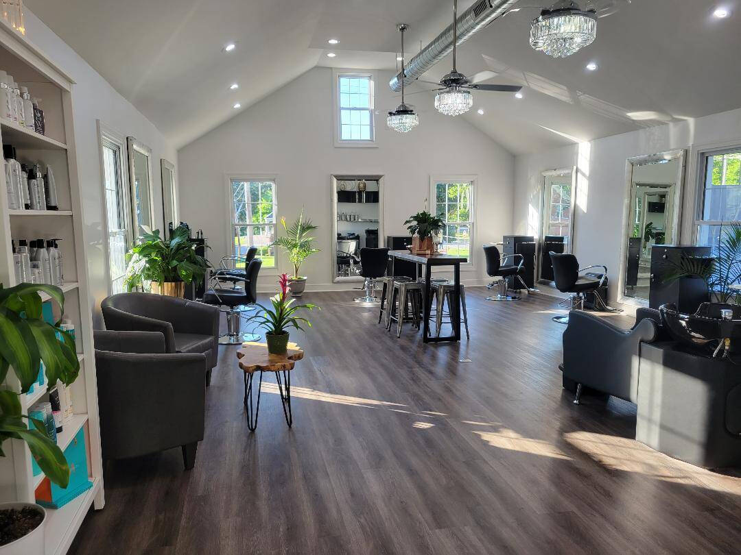 The Salon on Galena Square in Galena, OH (3)