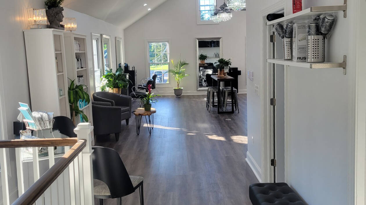The Salon on Galena Square in Galena, OH (4)