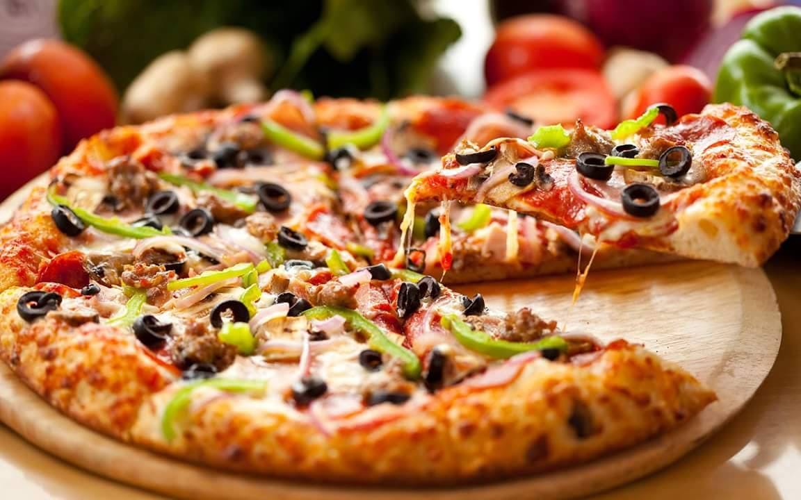 Wally's Pizza in Caldwell, OH