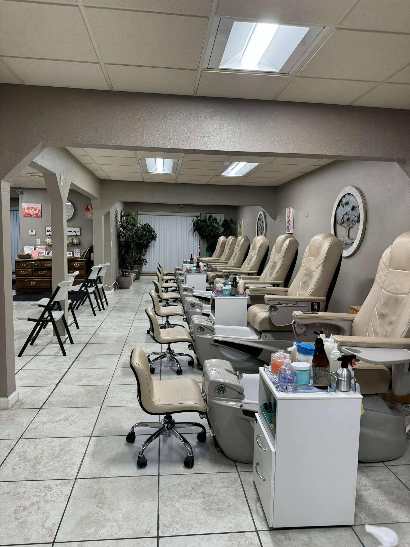 CT Nails in Two Rivers, WI (2)
