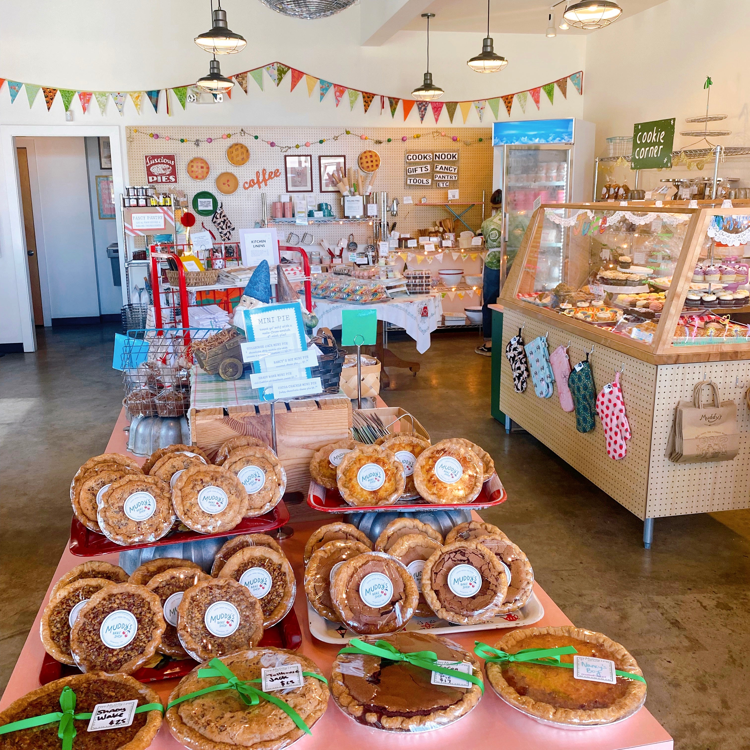 Muddy's Bake Shop in Memphis, TN