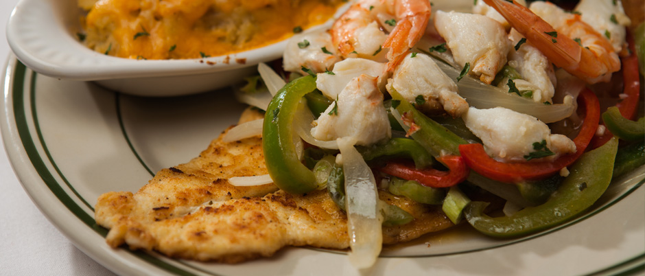 The Schooner Restaurant in Nederland, TX (3)